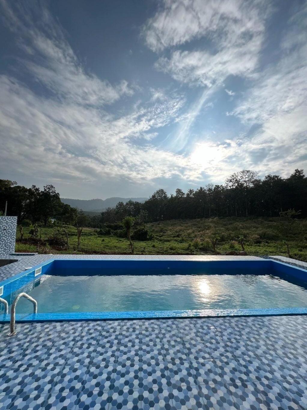 Wildglamps Athirappilly Otel Dış mekan fotoğraf
