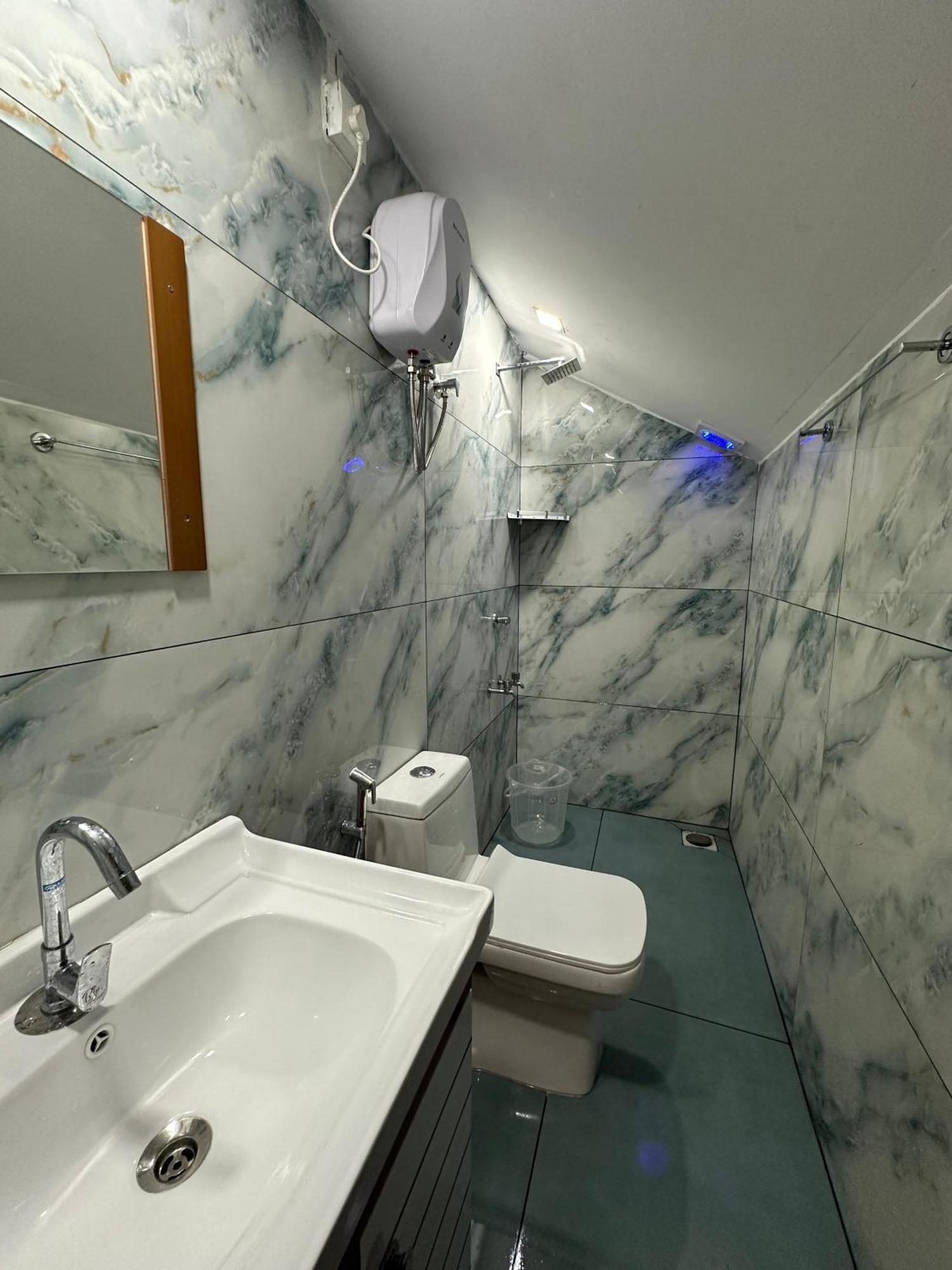 Wildglamps Athirappilly Otel Dış mekan fotoğraf